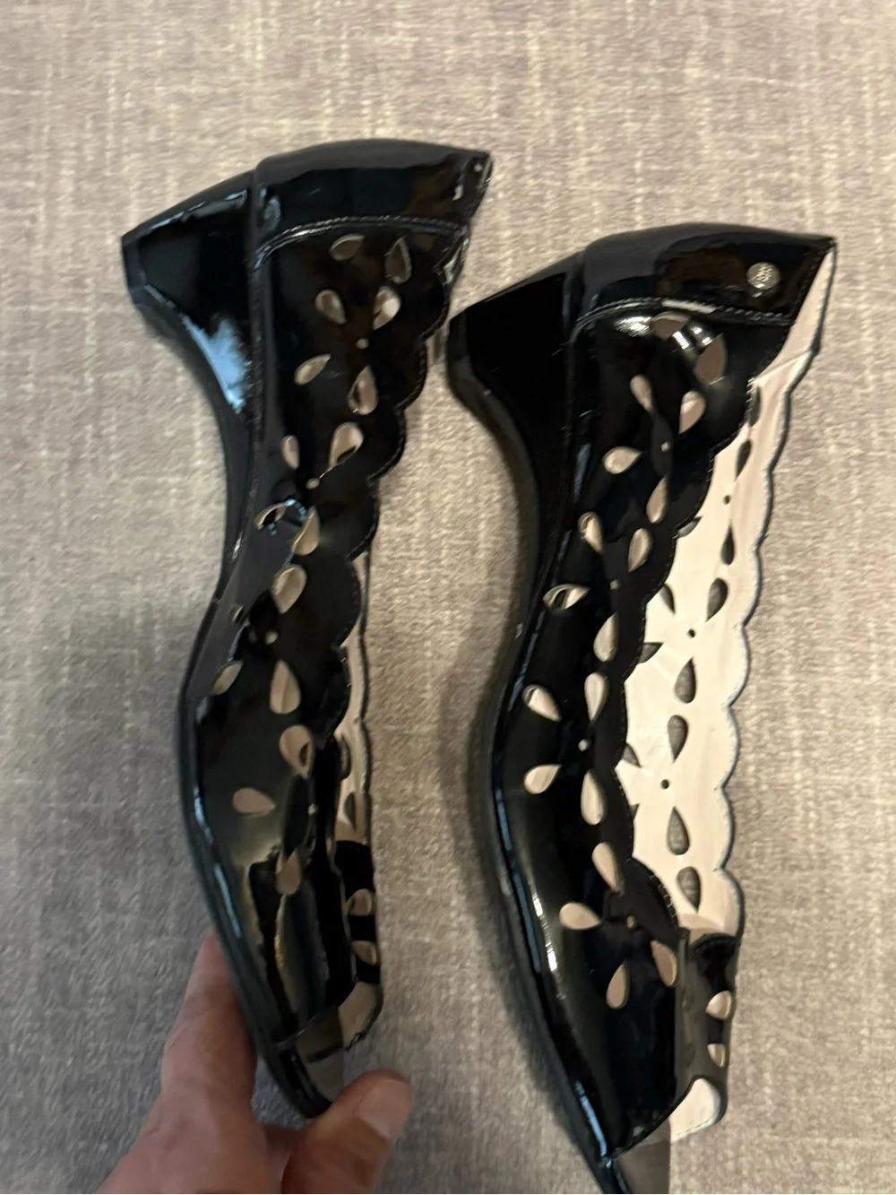 Dana Buchman Black Patent Scalloped Cutout Peep-Toe Flats